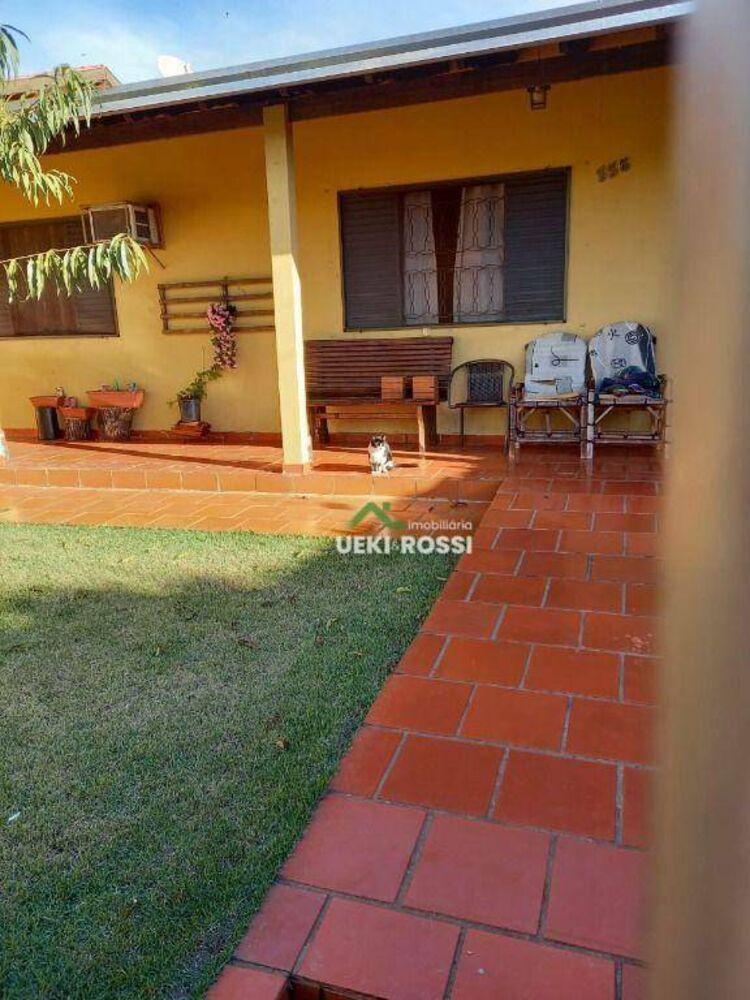 Casa, 3 quartos, 186 m² - Foto 2
