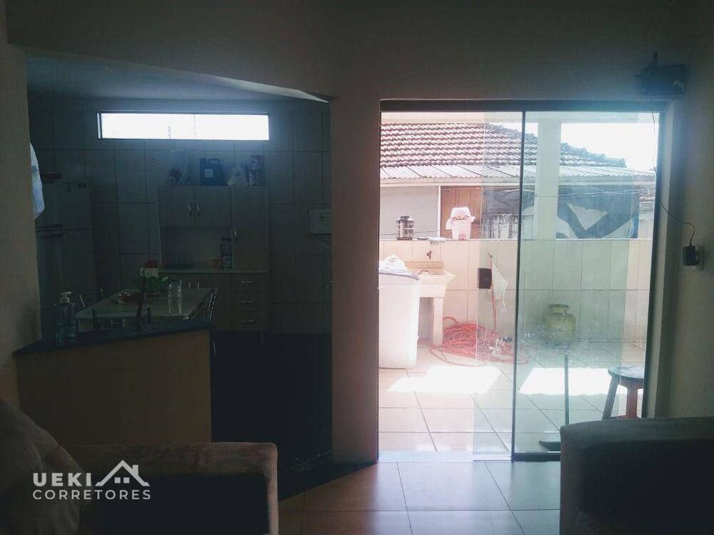 Casa à venda com 5 quartos, 150m² - Foto 4