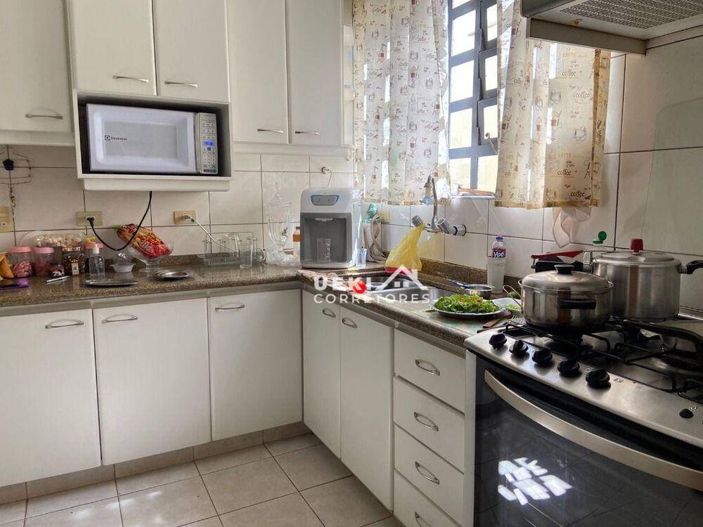 Casa, 5 quartos, 272 m² - Foto 3