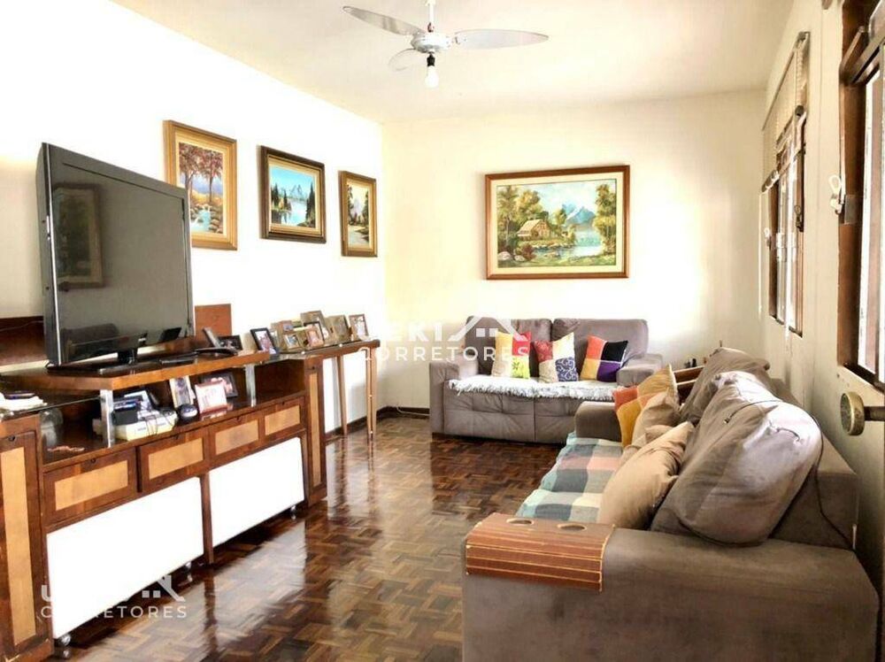 Casa, 3 quartos, 194 m² - Foto 2