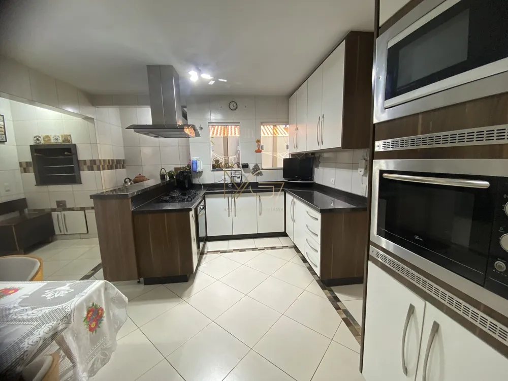 Sobrado, 3 quartos, 218 m² - Foto 9