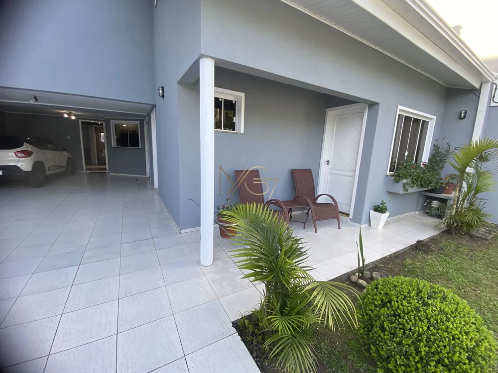 Sobrado, 3 quartos, 218 m² - Foto 2