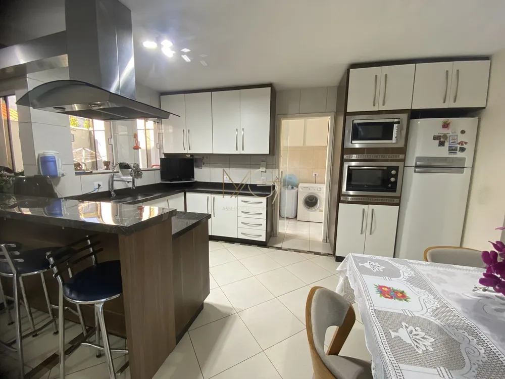 Sobrado, 3 quartos, 218 m² - Foto 7