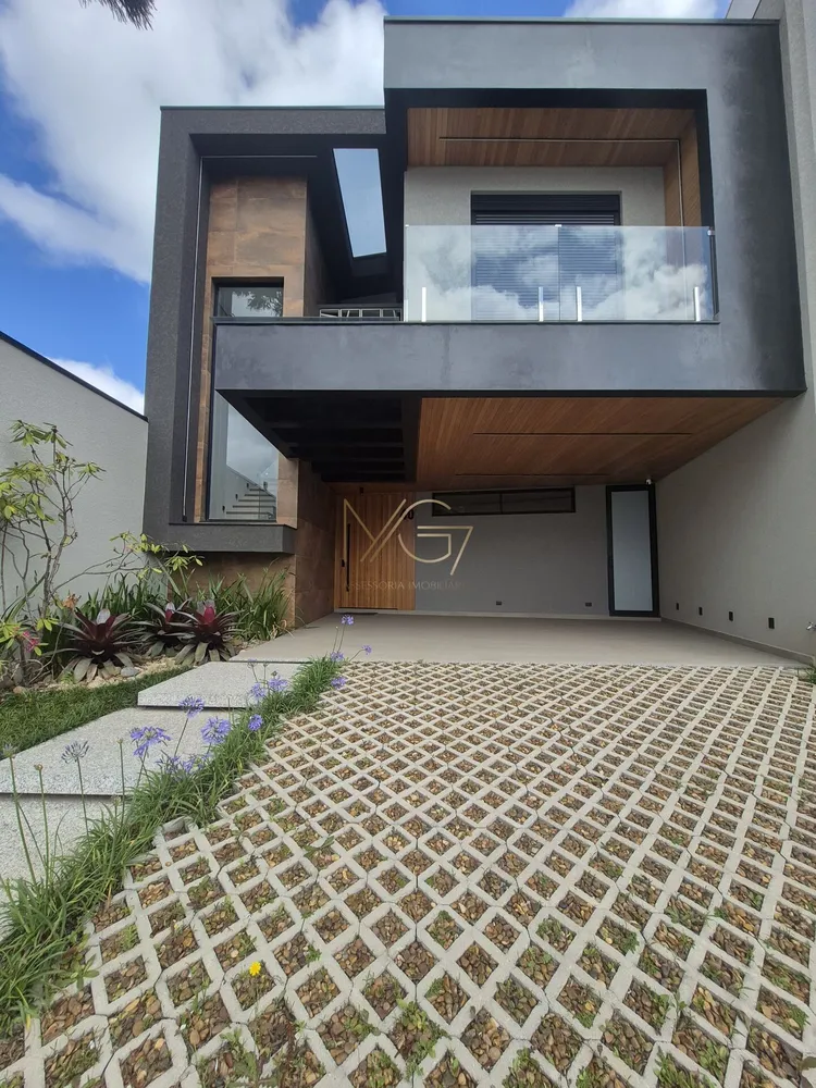 Sobrado, 4 quartos, 277 m² - Foto 1