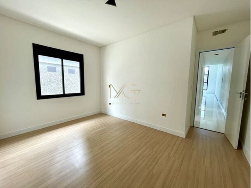 Casa à venda com 3 quartos, 124m² - Foto 11
