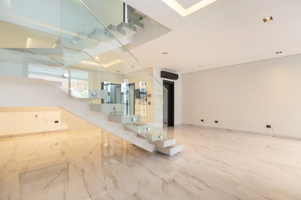 Sobrado, 3 quartos, 227 m² - Foto 1