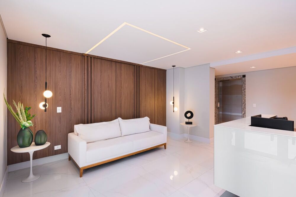Apartamento à venda com 3 quartos, 77m² - Foto 2