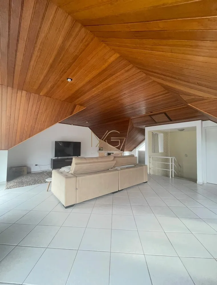 Sobrado, 3 quartos, 202 m² - Foto 1