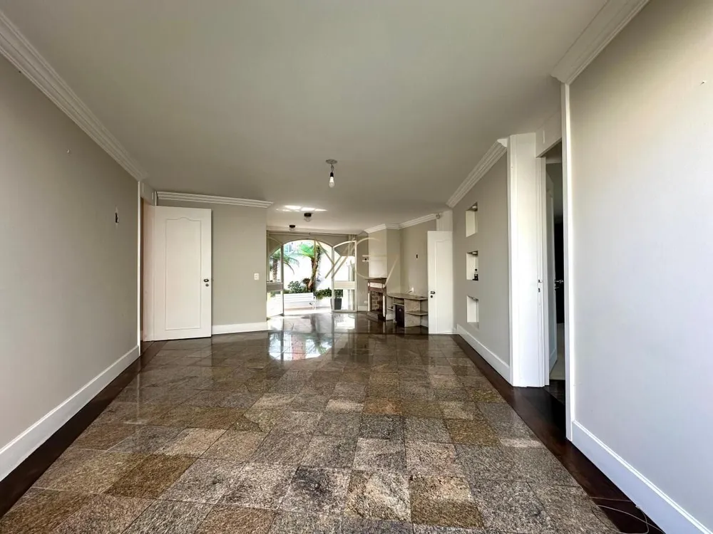 Casa, 3 quartos, 278 m² - Foto 2