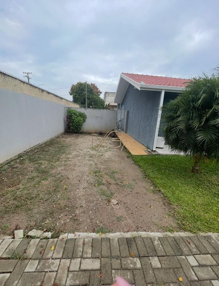 Casa à venda com 3 quartos, 96m² - Foto 2