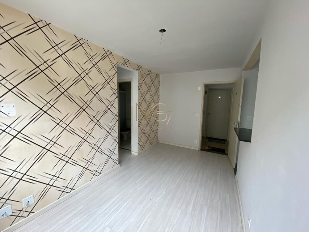 Apartamento à venda com 2 quartos, 50m² - Foto 3