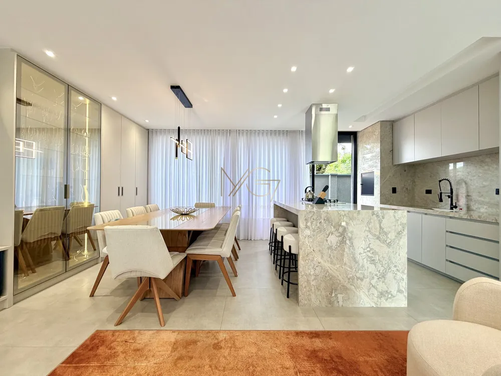Sobrado, 3 quartos, 166 m² - Foto 1