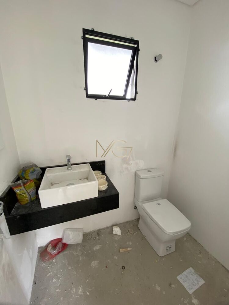Casa à venda com 4 quartos, 136m² - Foto 8