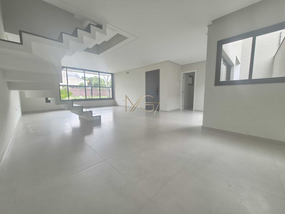 Sobrado à venda com 3 quartos, 254m² - Foto 4