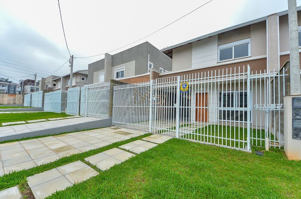 Casa à venda com 3 quartos, 121m² - Foto 4