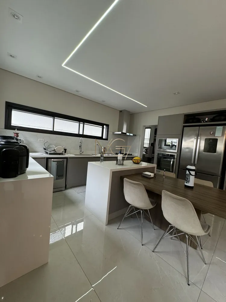 Sobrado, 3 quartos, 284 m² - Foto 19