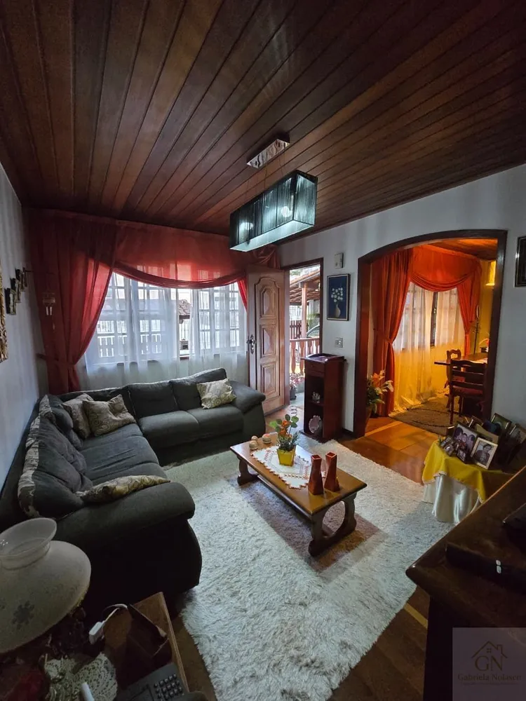 Casa, 4 quartos, 180 m² - Foto 2