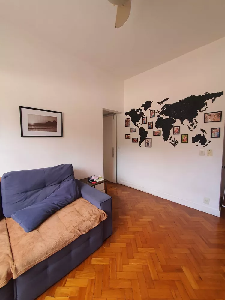 Apartamento à venda com 2 quartos, 70m² - Foto 3