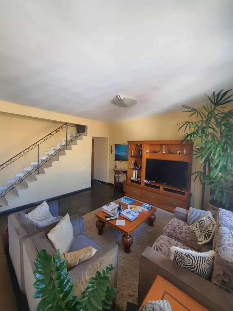 Cobertura, 3 quartos, 240 m² - Foto 1