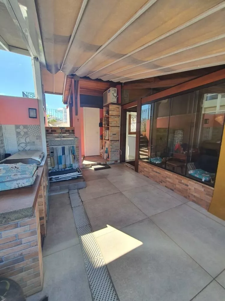 Cobertura, 3 quartos, 240 m² - Foto 35