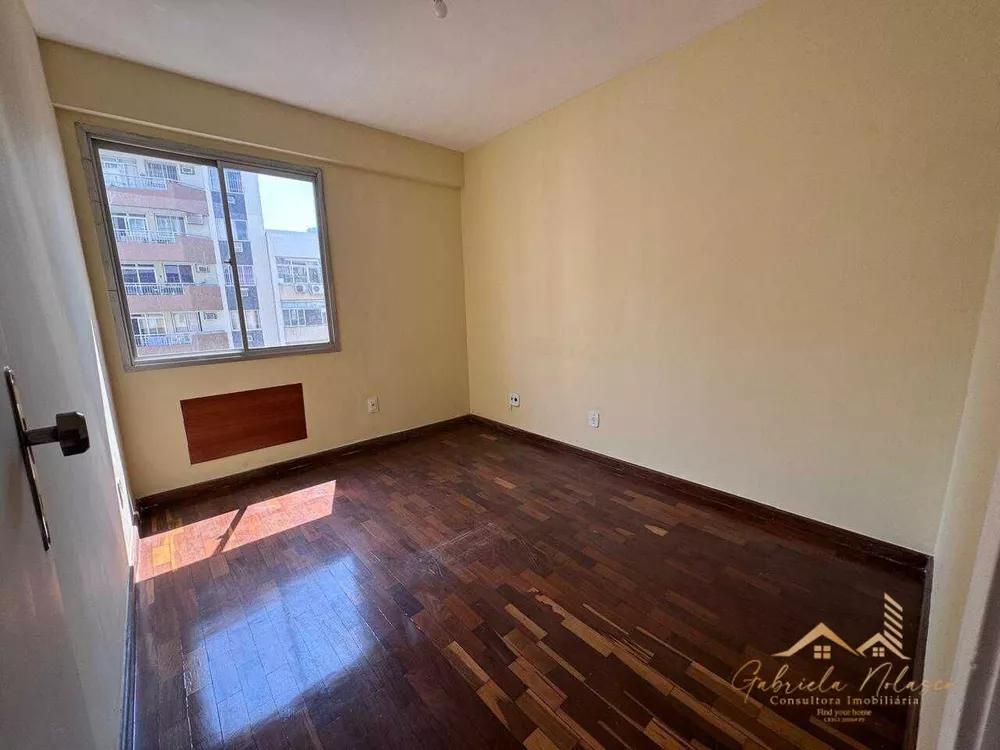 Apartamento à venda com 3 quartos, 130m² - Foto 8