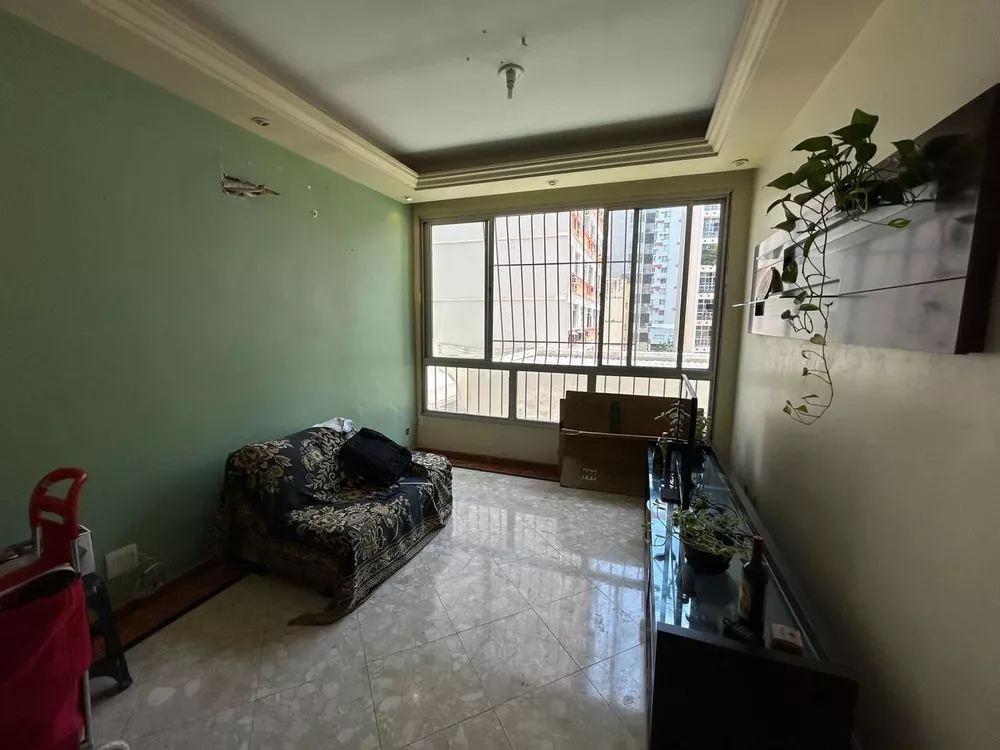 Apartamento à venda com 3 quartos, 110m² - Foto 1