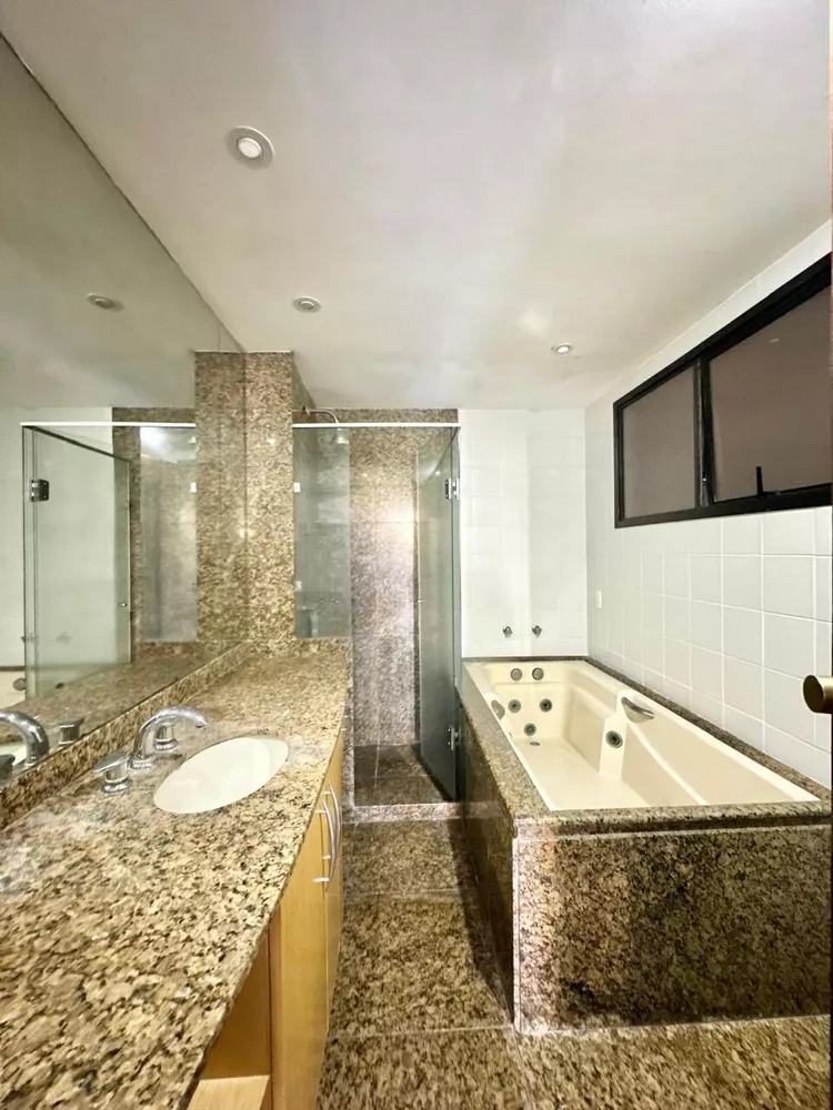 Apartamento, 4 quartos, 237 m² - Foto 2