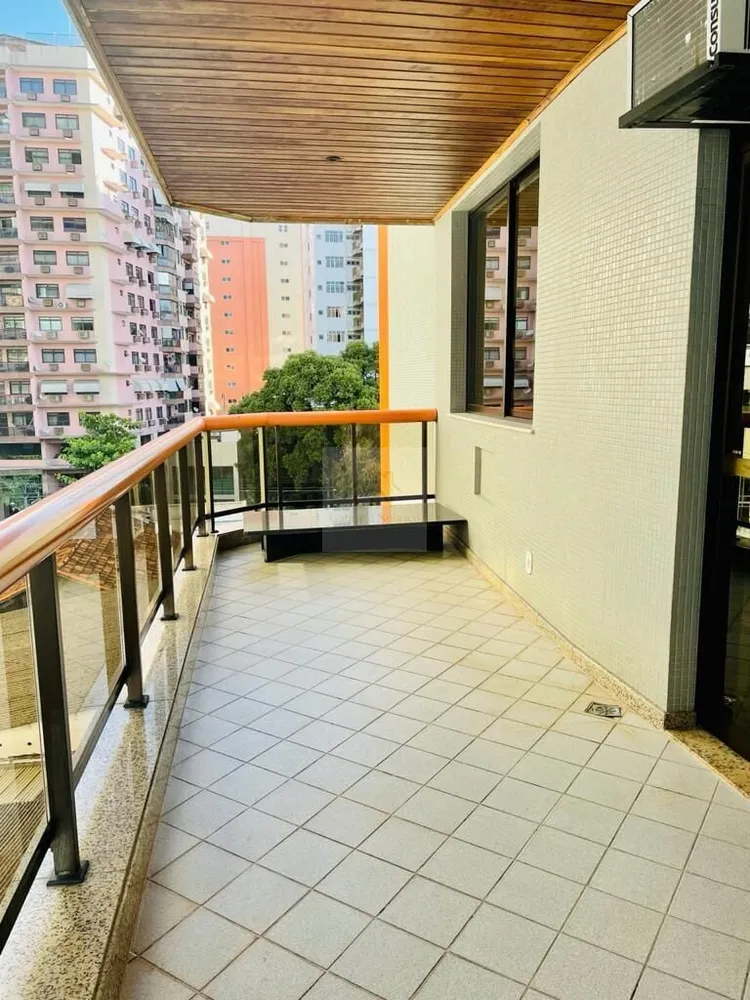 Apartamento, 3 quartos, 125 m² - Foto 1