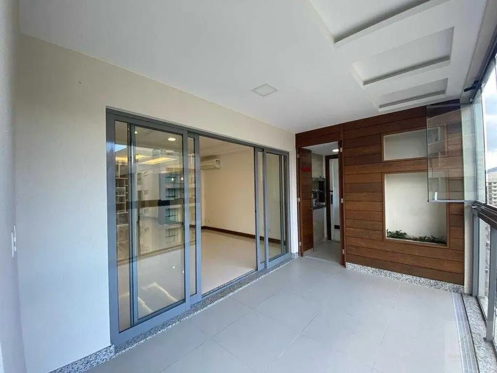 Apartamento, 3 quartos, 151 m² - Foto 2