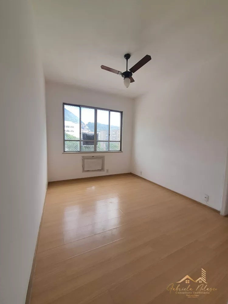 Apartamento à venda com 2 quartos, 70m² - Foto 8