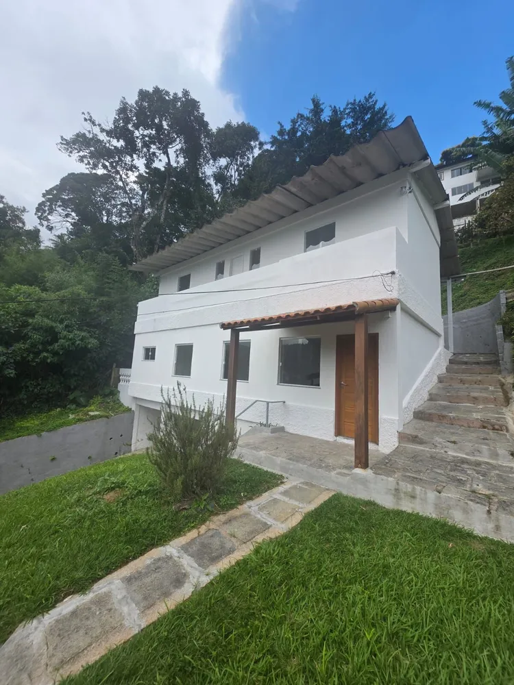 Casa, 3 quartos, 250 m² - Foto 1