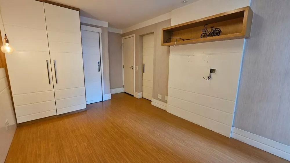 Apartamento, 3 quartos, 140 m² - Foto 2