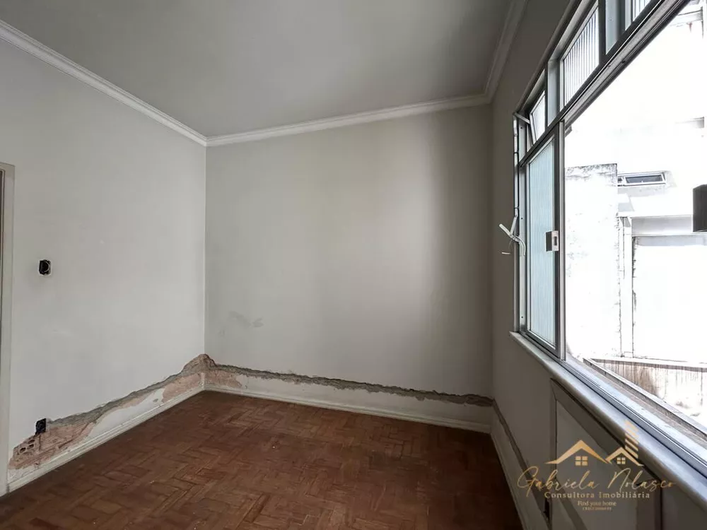 Apartamento à venda com 2 quartos, 60m² - Foto 2