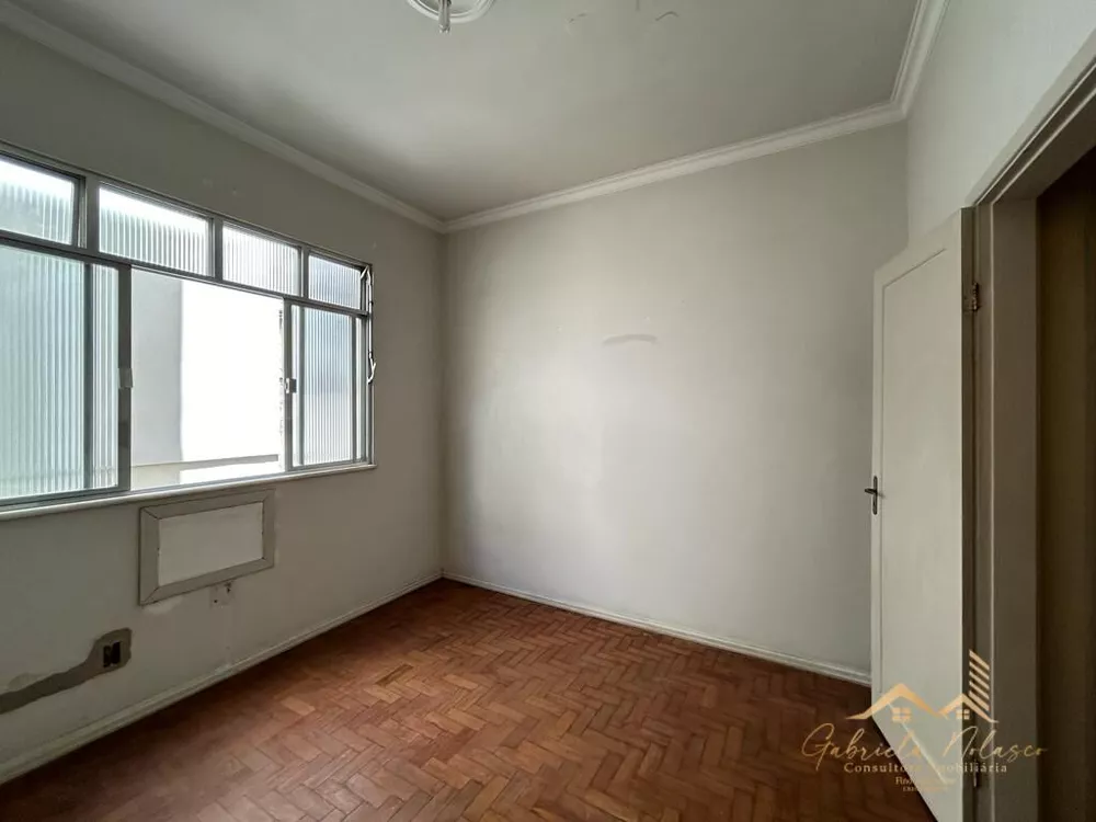 Apartamento à venda com 2 quartos, 60m² - Foto 4