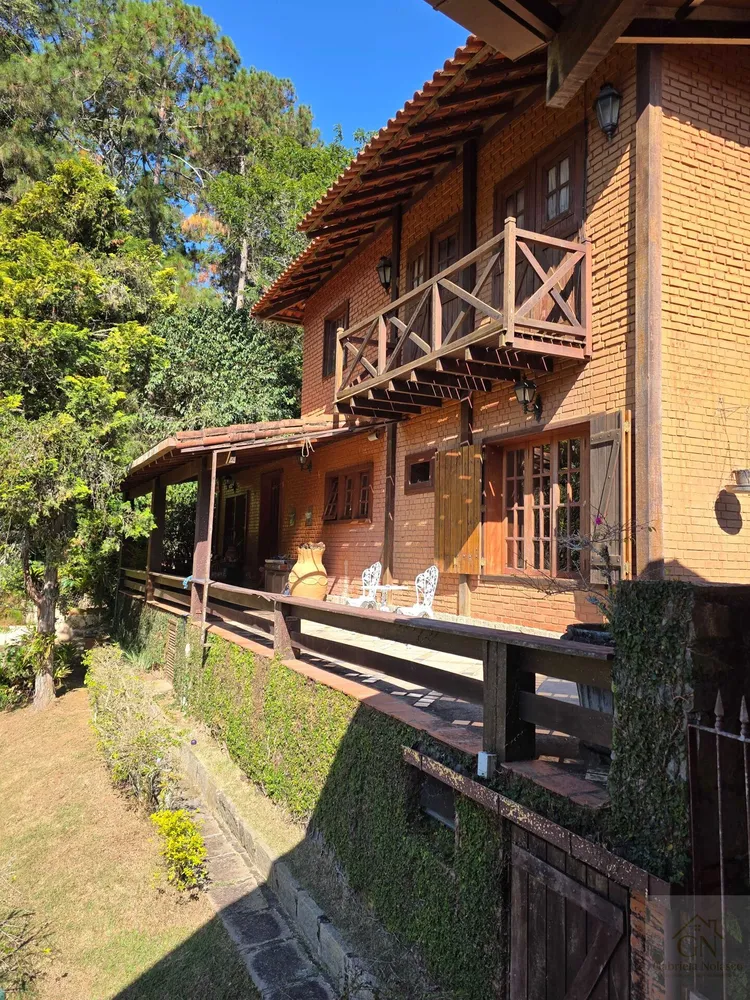 Casa, 4 quartos, 226 m² - Foto 2