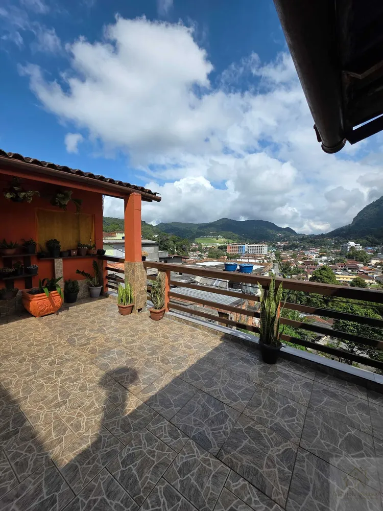 Casa, 4 quartos, 247 m² - Foto 8