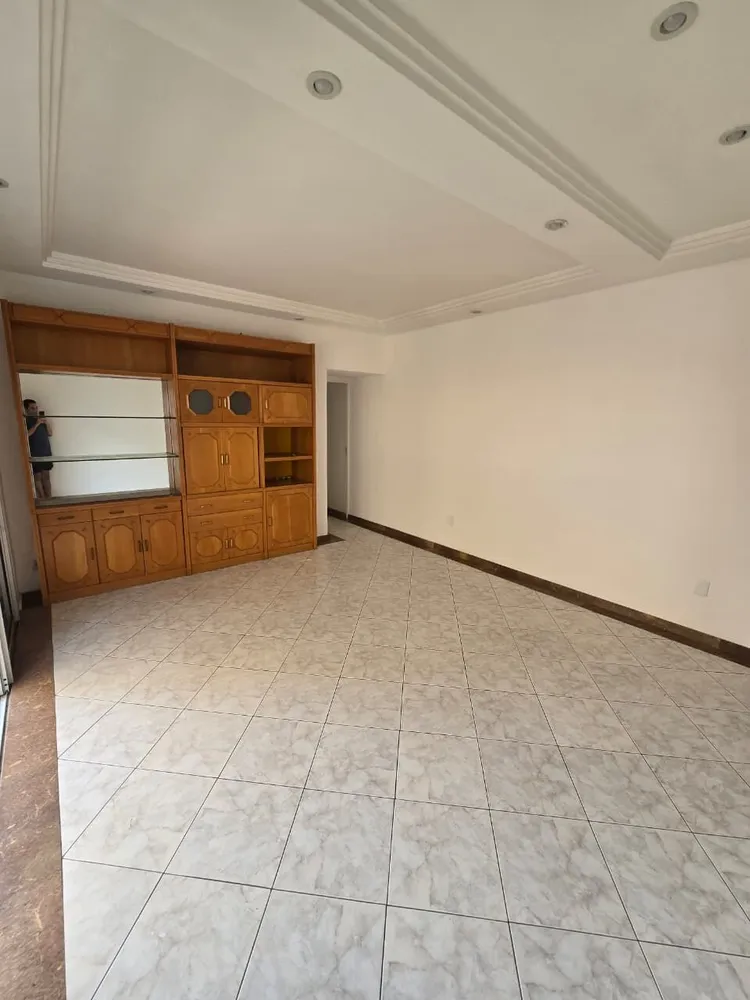 Apartamento, 3 quartos, 100 m² - Foto 2