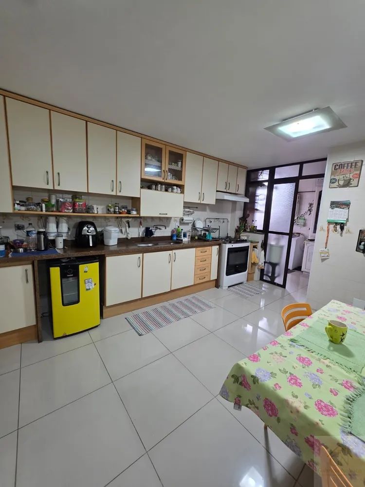 Apartamento, 4 quartos, 210 m² - Foto 35