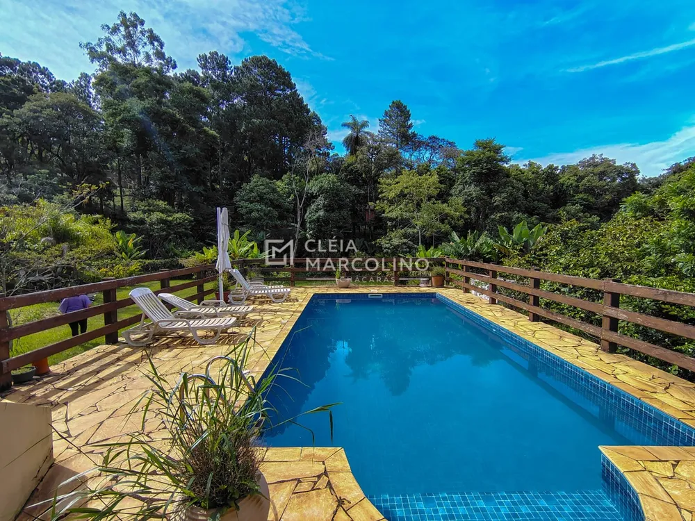 Chácara, 3 quartos, 1260 m² - Foto 1