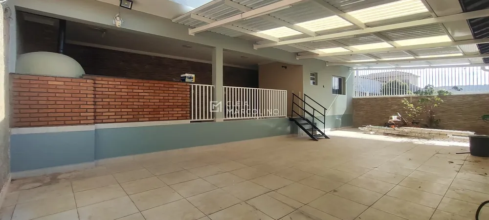 Casa, 3 quartos, 308 m² - Foto 1