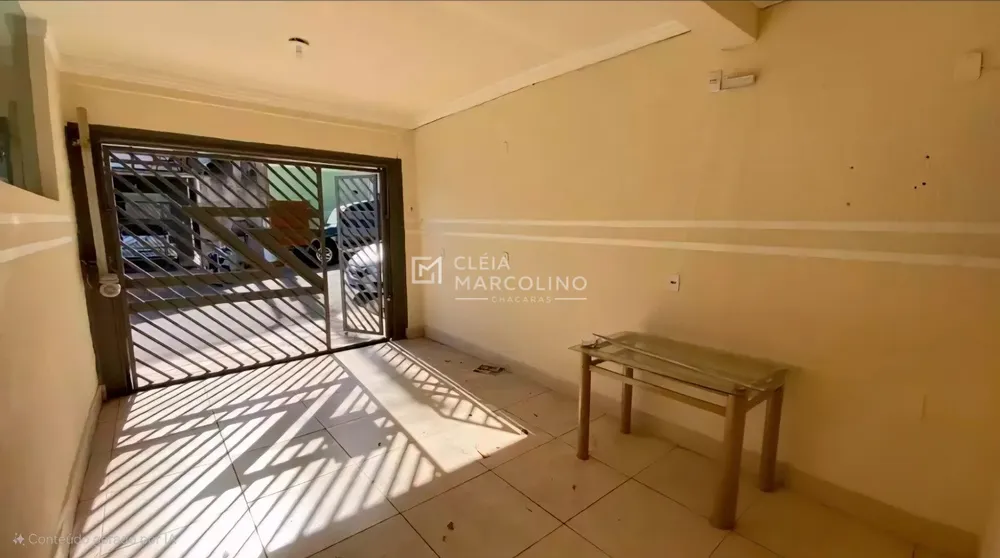 Casa, 3 quartos, 204 m² - Foto 2