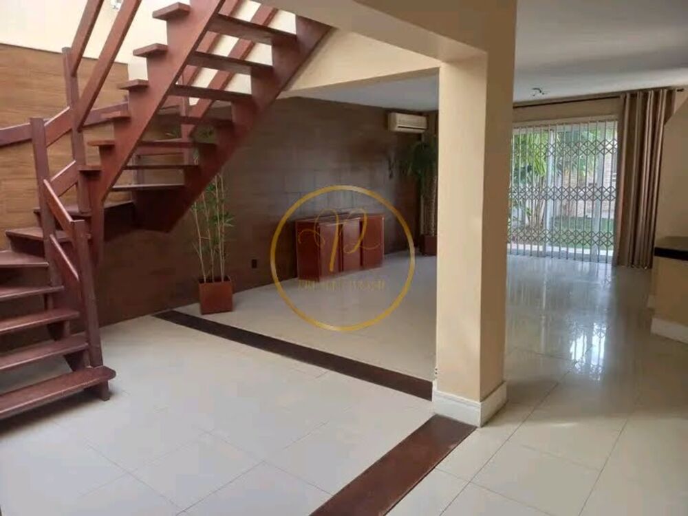 Casa, 3 quartos, 300 m² - Foto 4