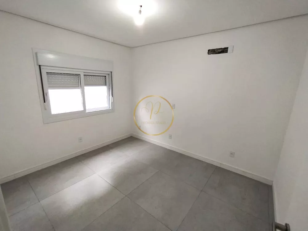 Casa de Condomínio à venda com 3 quartos, 200m² - Foto 3