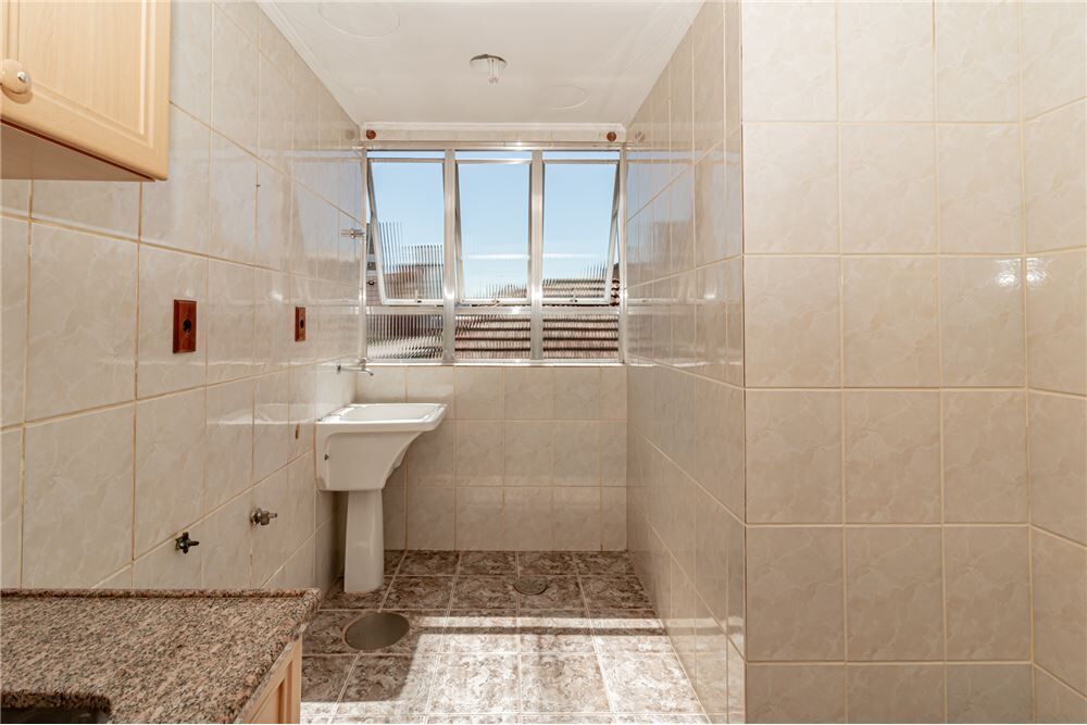 Apartamento, 1 quarto, 37 m² - Foto 2