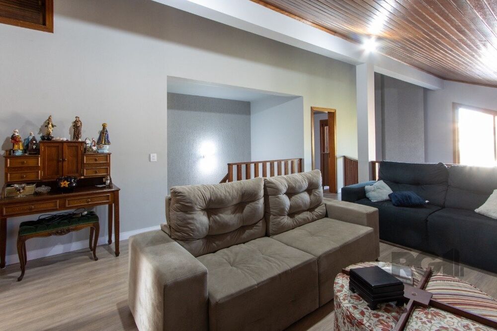Casa, 4 quartos, 357 m² - Foto 2