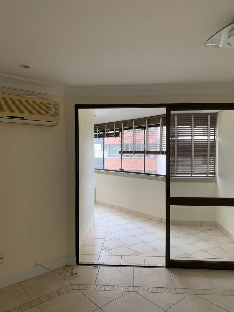 Apartamento, 3 quartos, 100 m² - Foto 2