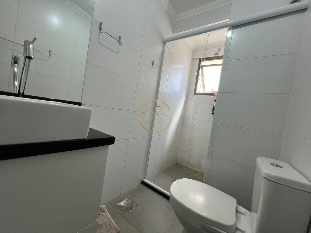 Apartamento à venda com 2 quartos, 77m² - Foto 4