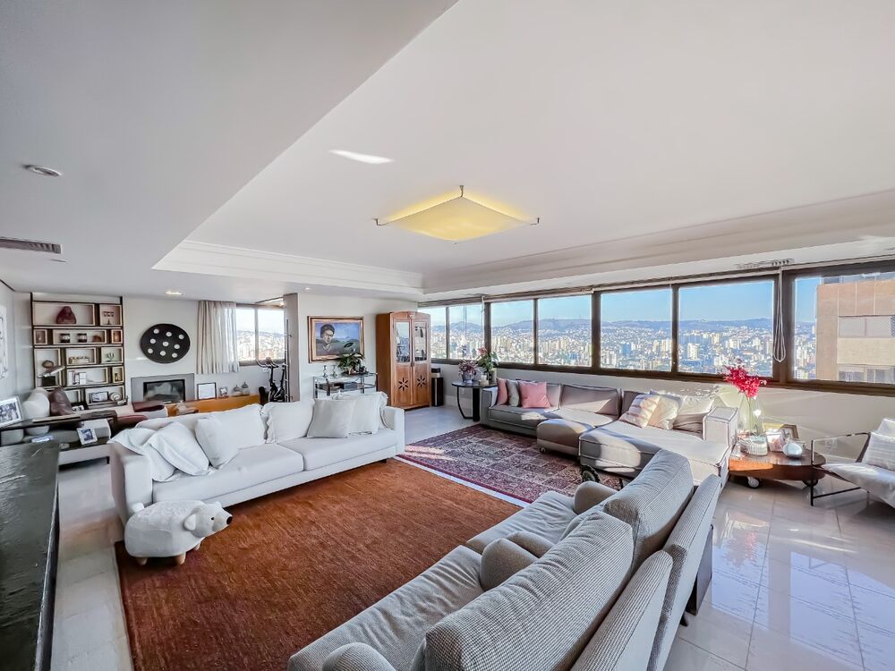Apartamento, 3 quartos, 243 m² - Foto 1
