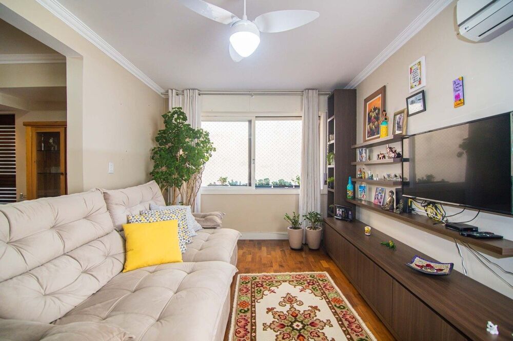 Apartamento à venda com 2 quartos, 73m² - Foto 1