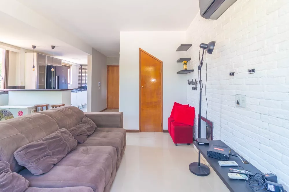 Apartamento à venda com 2 quartos, 81m² - Foto 2